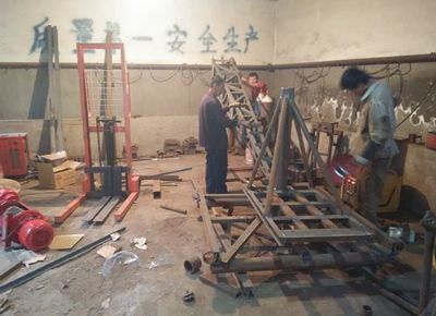 點擊查看詳細信息<br>標題：華友機械多用途吊J 閱讀次數(shù)：8032